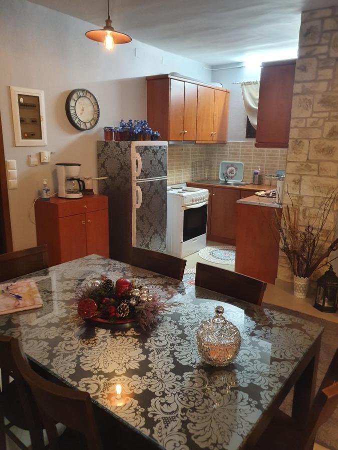 Appartement In The Castle - House à Ioannina Extérieur photo